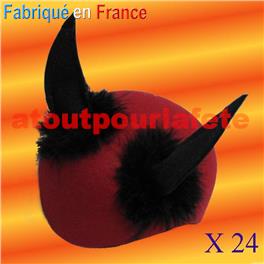 Lot de 24 Chapeaux - Coiffes, Méphisto - Diable